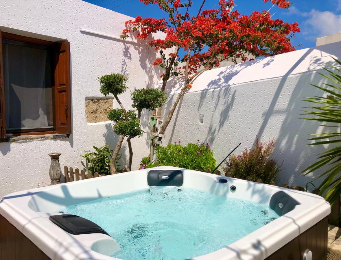 Avli Traditional Home With Private Jacuzzi Chersonissos Buitenkant foto